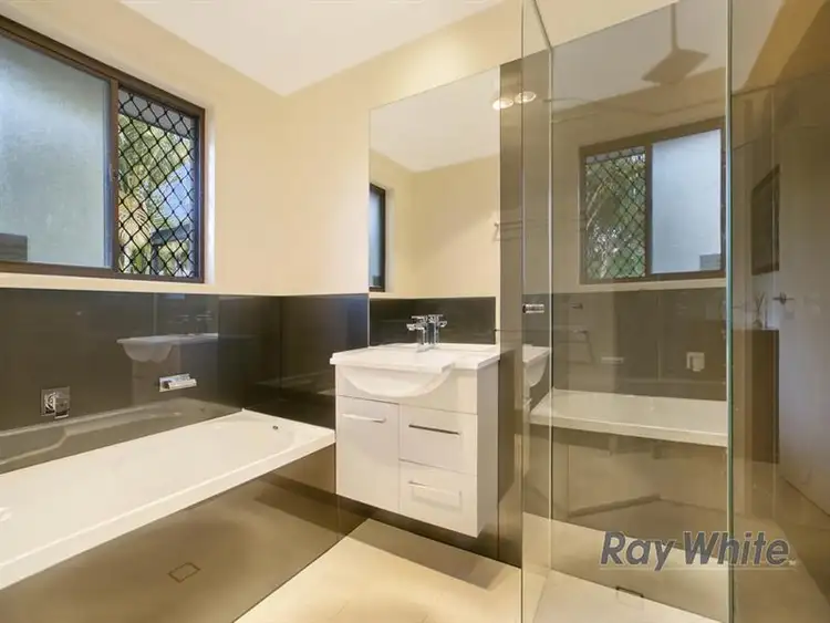 4 Castlereagh Street, Capalaba QLD 4157