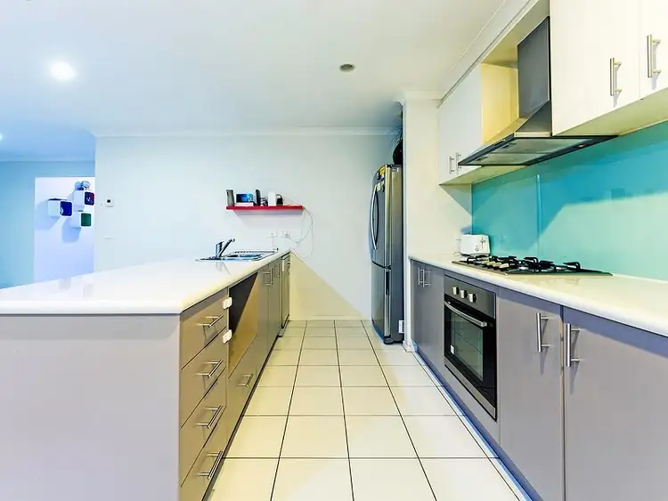 Seventh view of Homely house listing, 29 Higgins Way, Truganina VIC 3029
