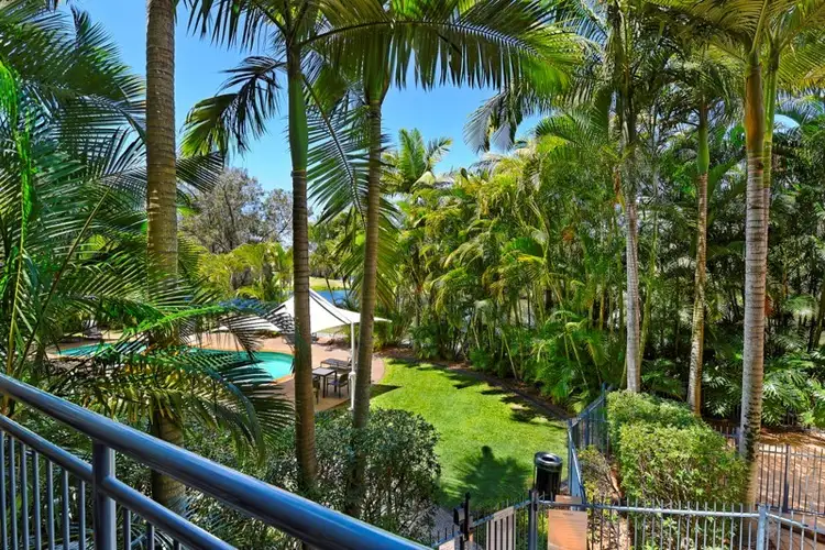 8104/64 Palm Meadows Drive, Carrara QLD 4211