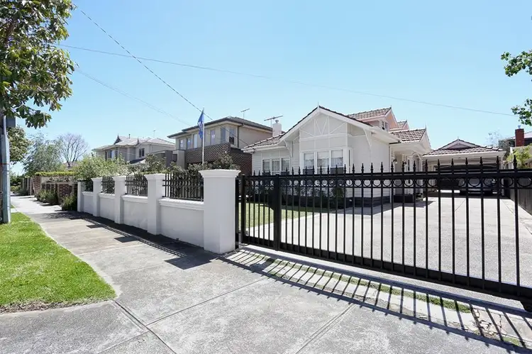 8 Mary Street, Essendon VIC 3040