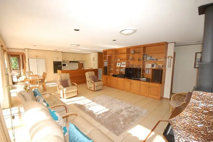 Sixth view of Homely house listing, 6 Maegraith Place, Sommerton Park,, Griffith NSW 2680