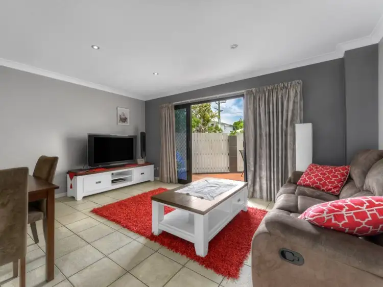 Third view of Homely townhouse listing, 6/104 Richmond Road, Morningside QLD 4170