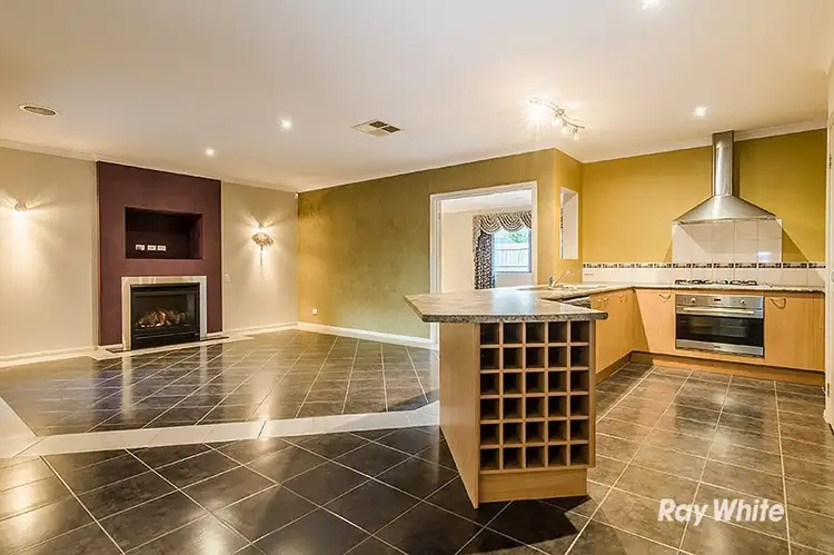 Seventh view of Homely house listing, 10 Broadstone Way, Cranbourne VIC 3977
