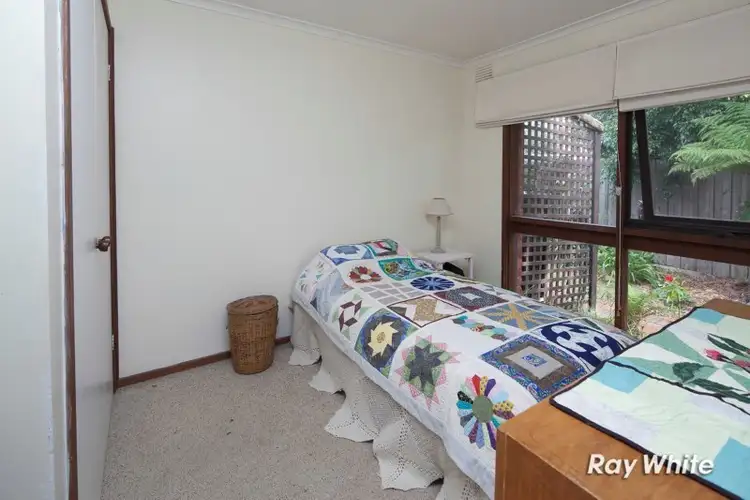 Seventh view of Homely house listing, 5 Birtinya Court, Frankston VIC 3199