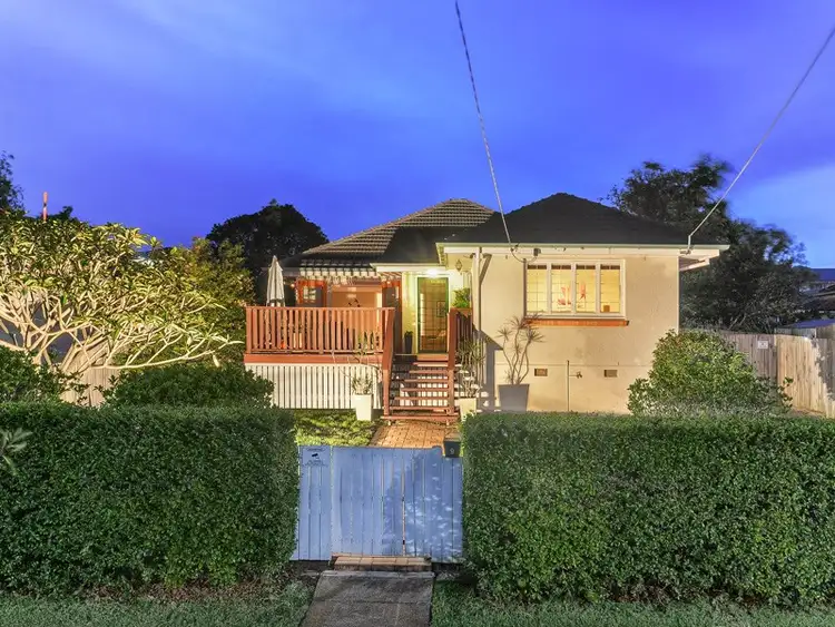 9 Lynton Street, Upper Mount Gravatt QLD 4122