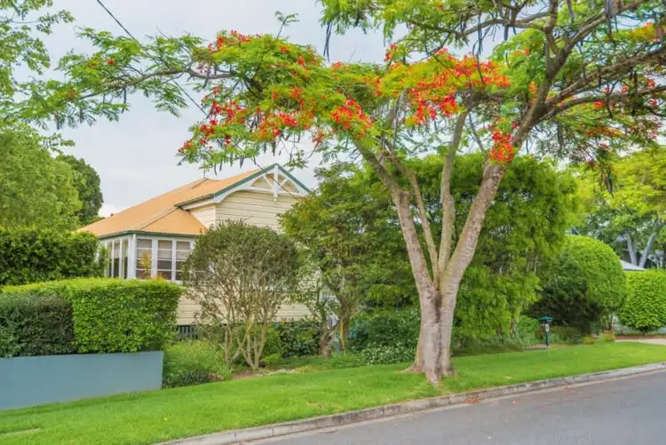 33 Sutherland Avenue, Ascot QLD 4007