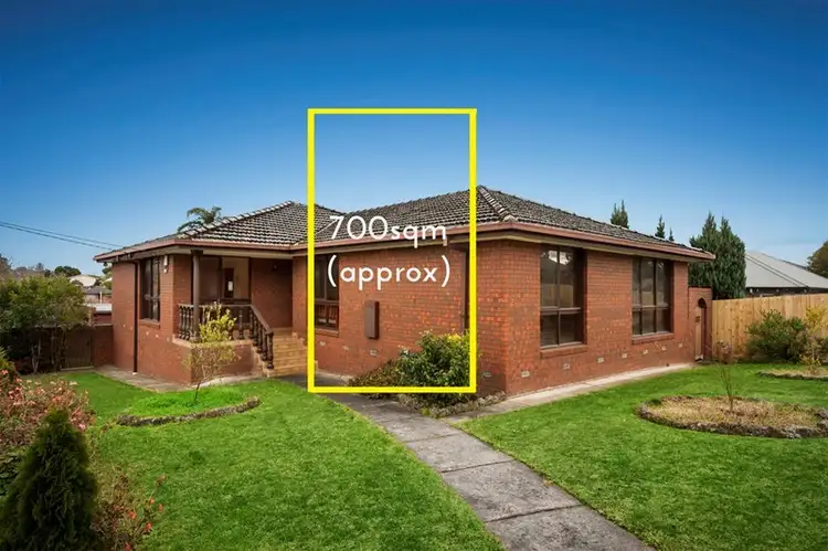 32 Royton Street, Burwood East VIC 3151