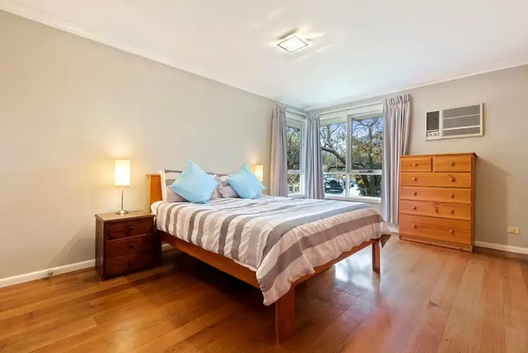 Sixth view of Homely house listing, 6 Wendy Court, Oakleigh South VIC 3167
