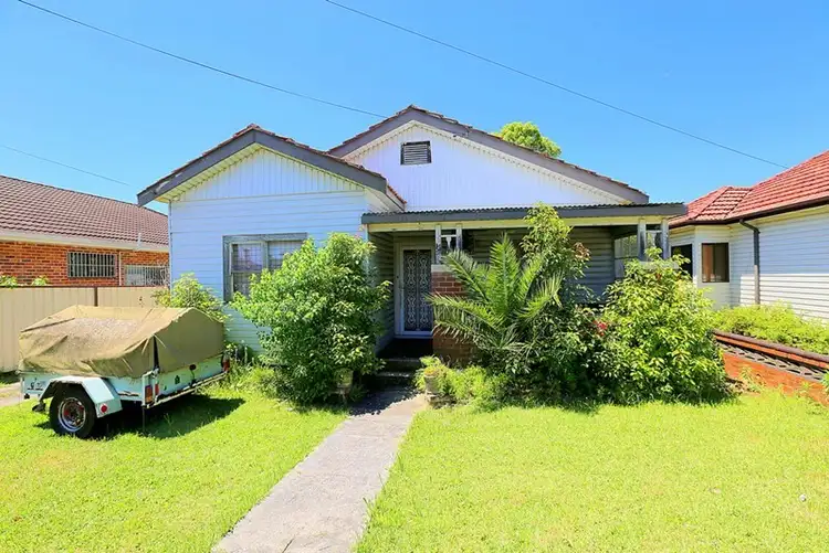 54 Renown Avenue, Wiley Park NSW 2195