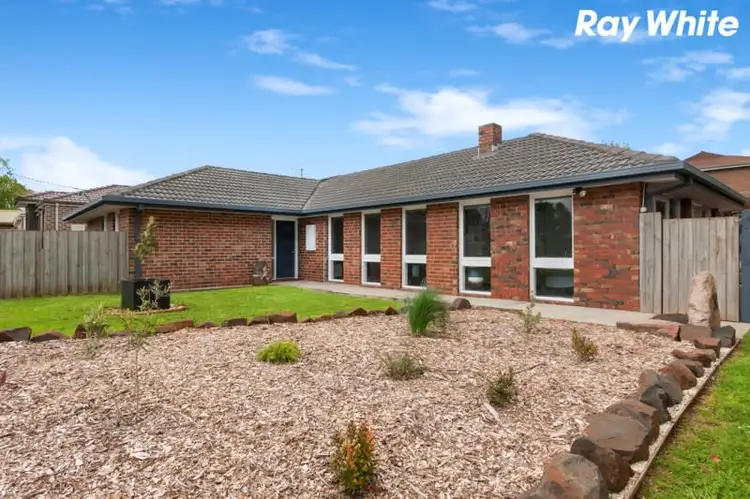 10 Pearson Road, Drouin VIC 3818
