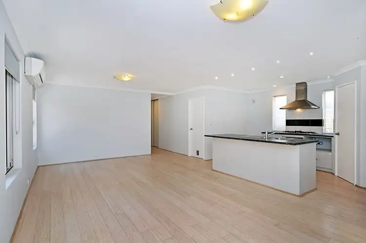 111 Bordeaux Lane, Ellenbrook WA 6069