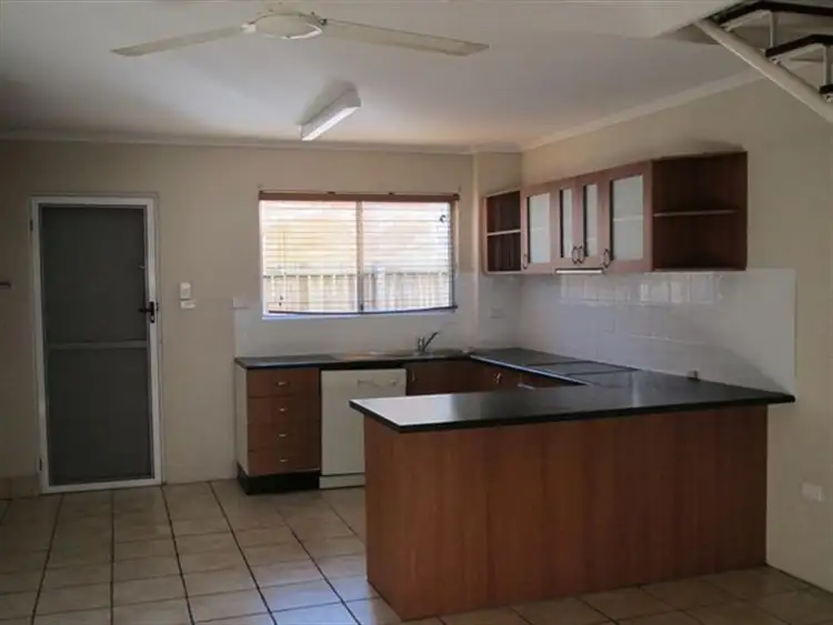 4/18 Peerless Avenue, Mermaid Beach QLD 4218