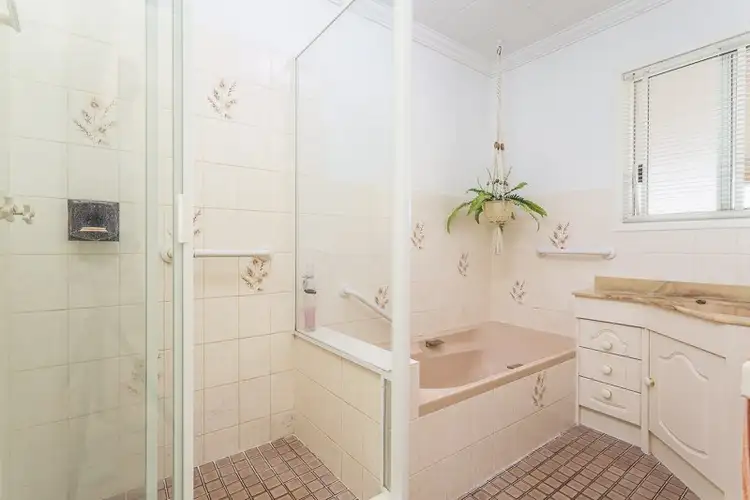 Seventh view of Homely house listing, 32 Banoon Drive, Wynnum QLD 4178