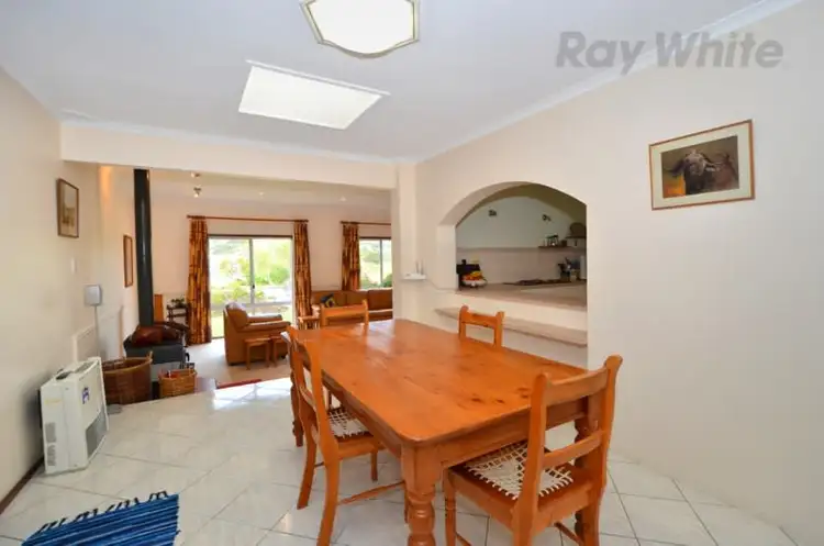 Seventh view of Homely house listing, 5 Milpara Way, Yakamia WA 6330
