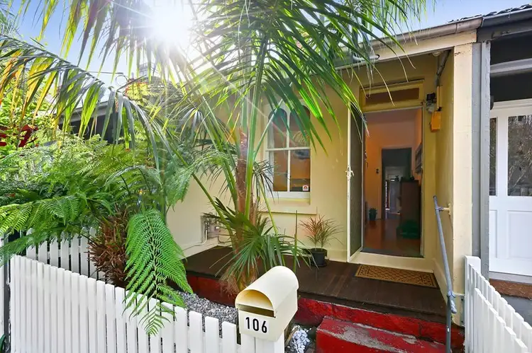 106 Simmons Street, Enmore NSW 2042