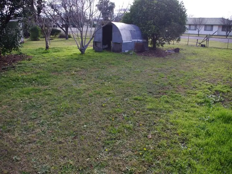 102 Arthur Street, Inverell NSW 2360