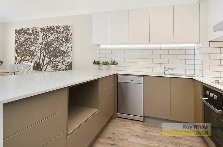 Third view of Homely unit listing, 4/100 Bayview Terrace, Clayfield QLD 4011