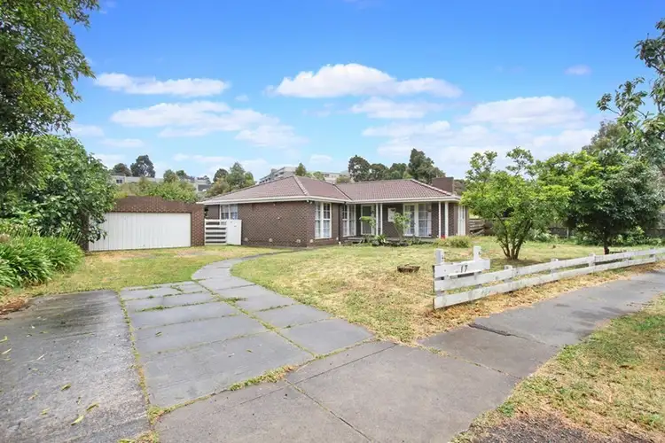 Main view of Homely house listing, 17 Akuna Avenue, Notting Hill VIC 3168