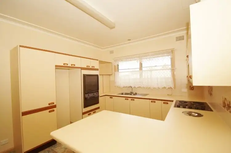 Seventh view of Homely house listing, 30 Marsh Street, Armidale NSW 2350