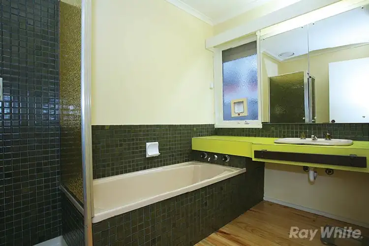 Seventh view of Homely house listing, 15 Amblecote Crescent, Mulgrave VIC 3170