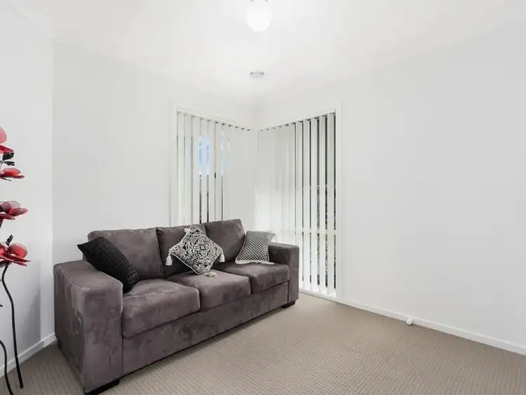 Seventh view of Homely unit listing, 1/14 Shakespeare Court, Drouin VIC 3818