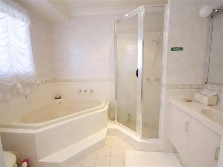 Seventh view of Homely house listing, 18 Kialoa Circuit, Shell Cove NSW 2529