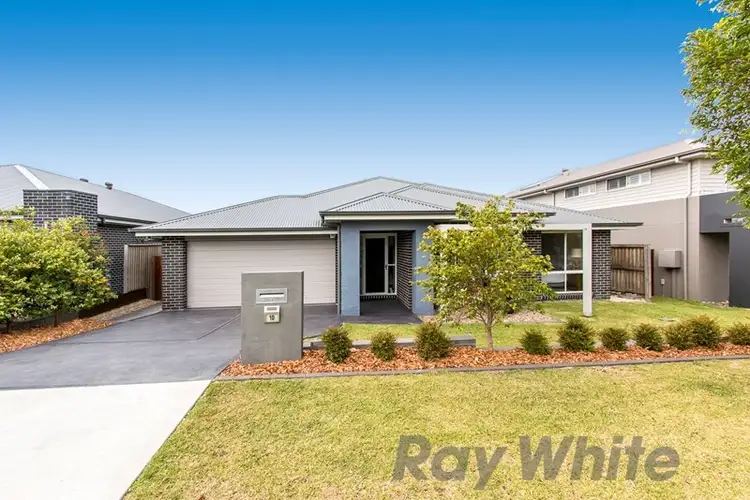 10 Piroma Street, Fletcher NSW 2287