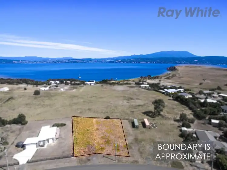 23 Bangor Road, Opossum Bay TAS 7023
