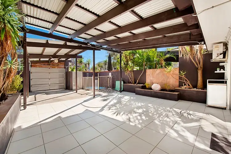 Second view of Homely other listing, 2/11 Darrambal Street, Chevron Island QLD 4217