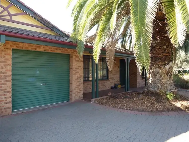 7 Boronia Place, Dubbo NSW 2830