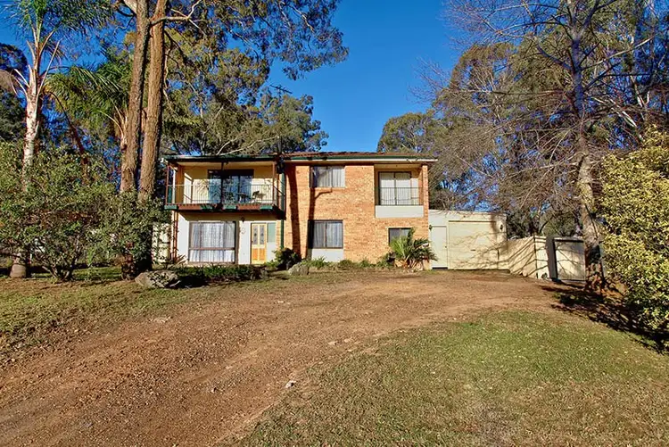 8 Ian Street, Glossodia NSW 2756