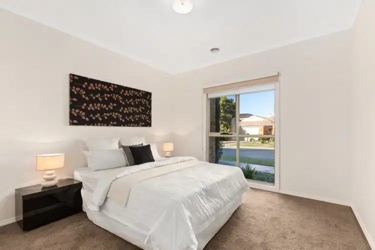 Fifth view of Homely house listing, 7 Loveridge Way, South Morang VIC 3752