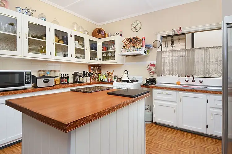 Second view of Homely house listing, 89 Raceview Avenue, Hendra QLD 4011
