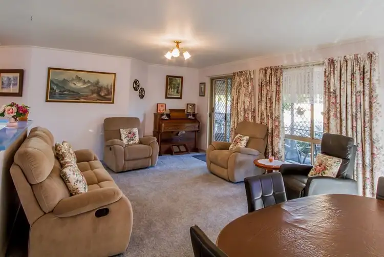 Fifth view of Homely house listing, 2 Mountview Crescent, Gatton QLD 4343