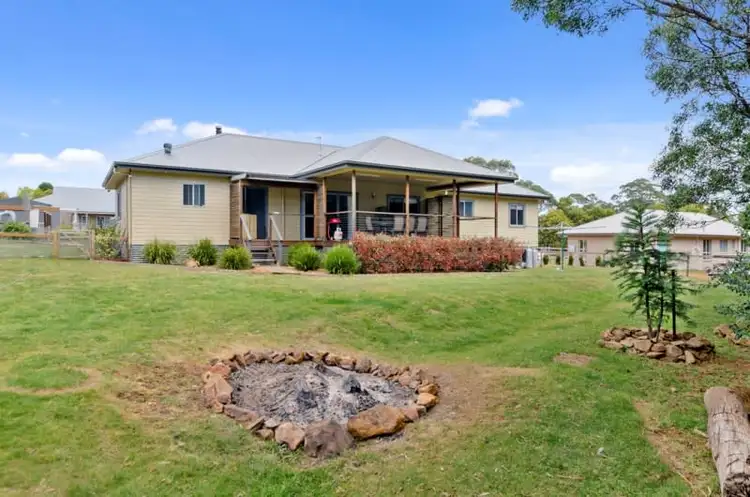 44a May Street, Robertson NSW 2577