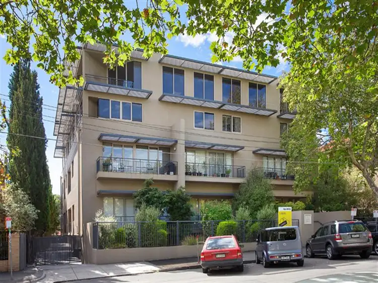 1/12 Acland Street, St Kilda VIC 3182