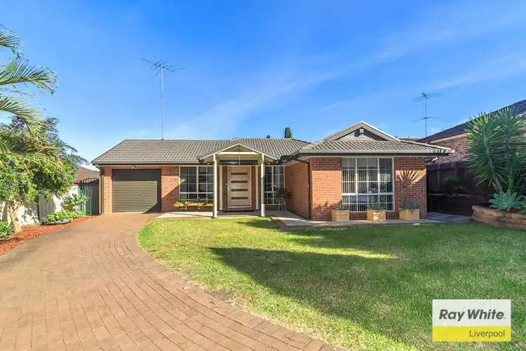 4 Sidney Place, Casula NSW 2170