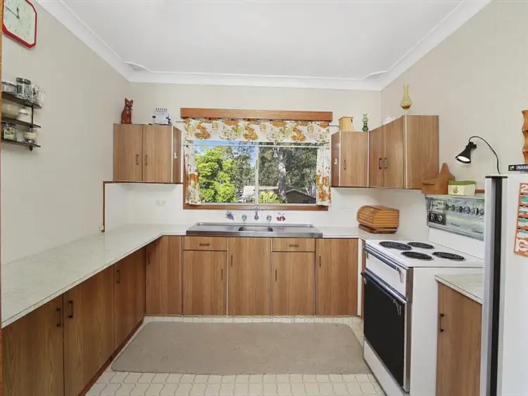 Sixth view of Homely house listing, 12 Shannon Parade, Berkeley Vale NSW 2261