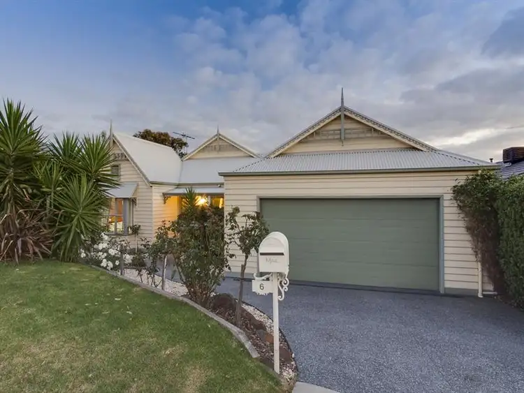 Second view of Homely house listing, 6 Brokenwood Court, Langwarrin VIC 3910