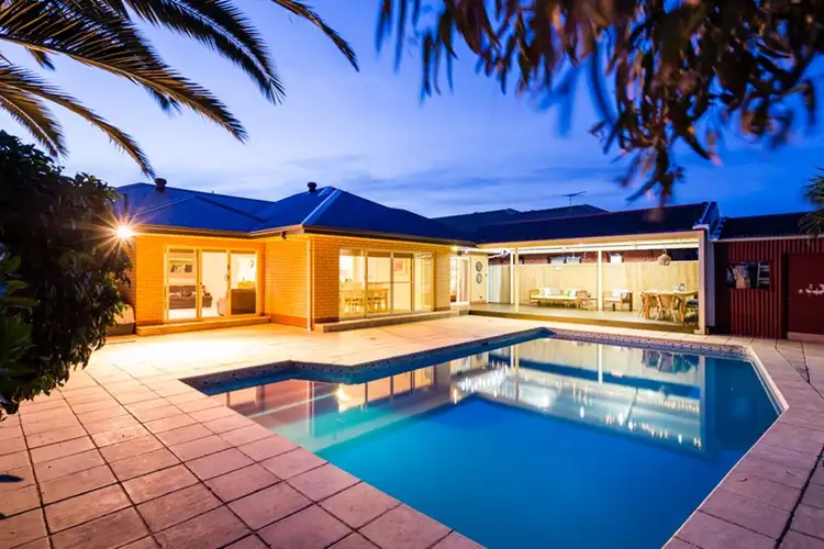 2 Huntington Avenue, Fulham SA 5024