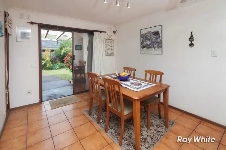 Sixth view of Homely house listing, 5 Birtinya Court, Frankston VIC 3199