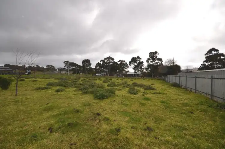 75 Macaulay Street, Talbot VIC 3371