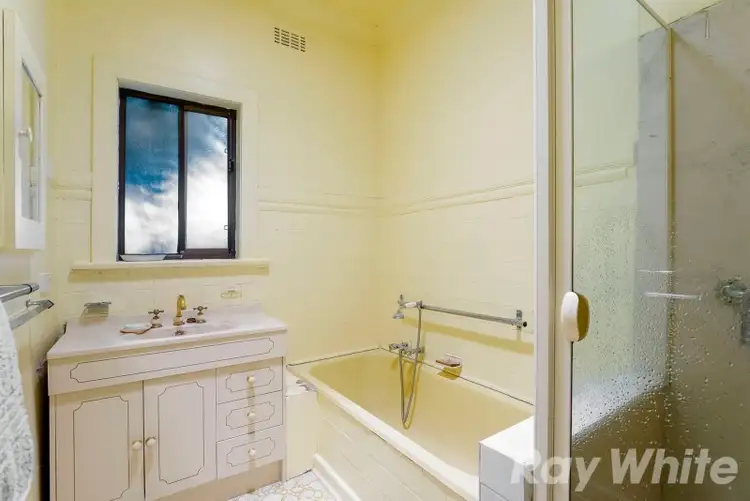 Fifth view of Homely house listing, 17 Gowrie Street, Bentleigh East VIC 3165