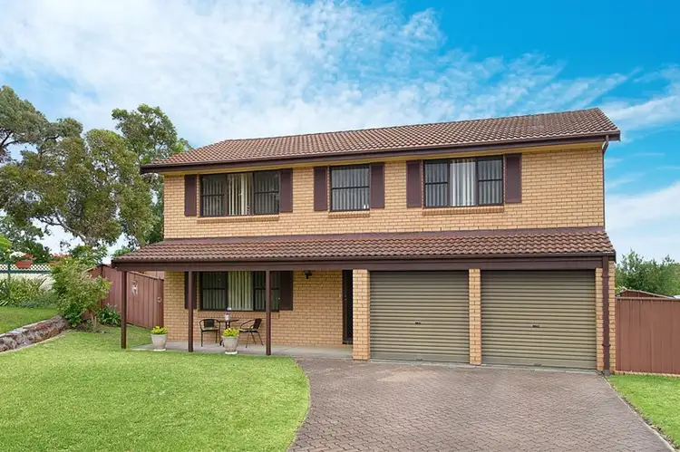 17 Henry Kendall Close, Heathcote NSW 2233