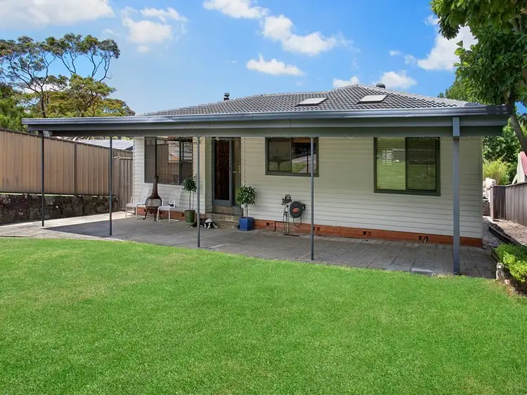 39 The Crescent, Helensburgh NSW 2508