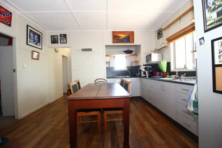 Sixth view of Homely house listing, 2 Pill Street, Emerald QLD 4720