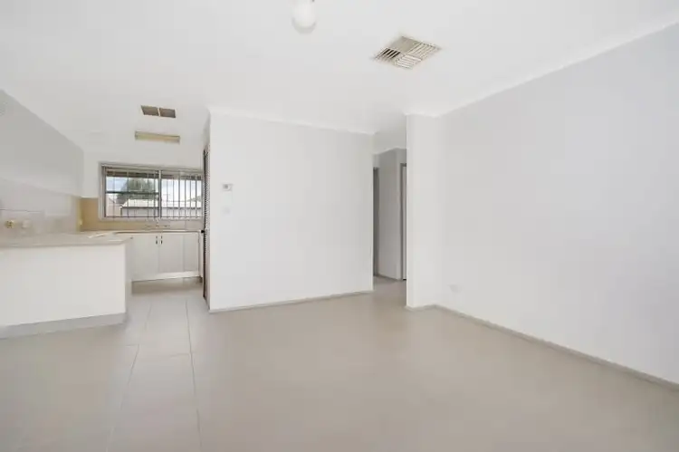 Fourth view of Homely unit listing, 1/562 Woodbury Court, Lavington NSW 2641