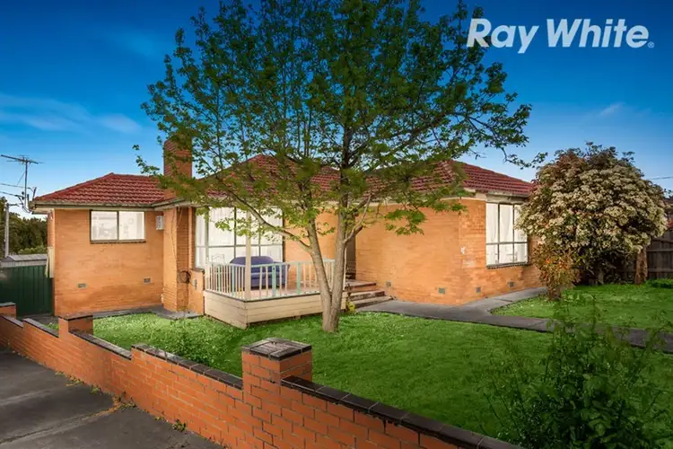 7 Golf Avenue, Kingsbury VIC 3083