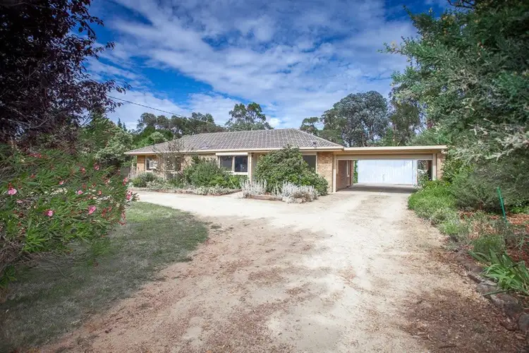 47 Main Street, Romsey VIC 3434