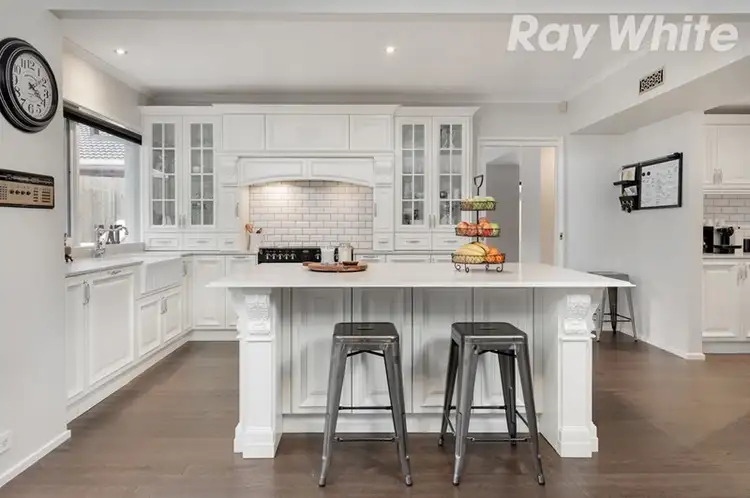 Fifth view of Homely house listing, 8 Sunrise Drive, Greensborough VIC 3088
